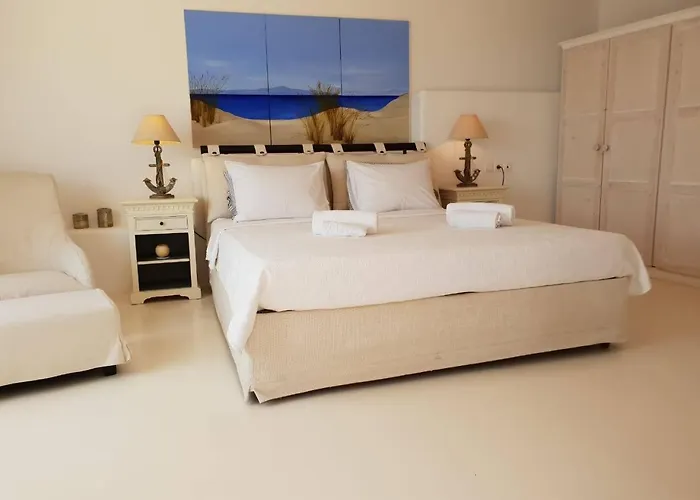 Mykonos Seaside 3br Aleomandra Gem 오르노스
